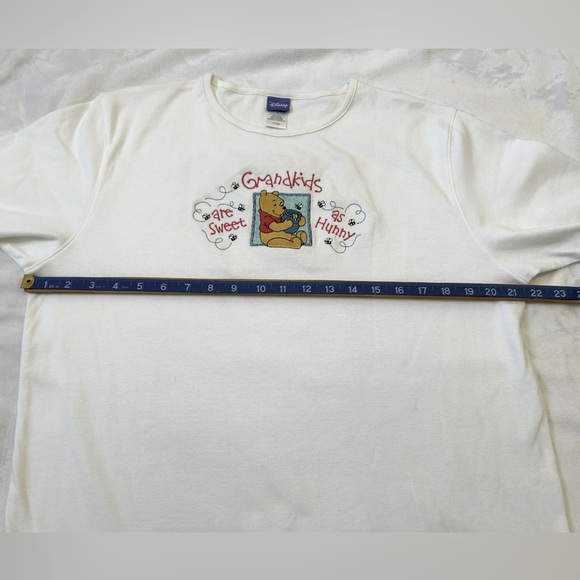 Disney Winnie the Pooh T-Shirt - Picture 5 of 6